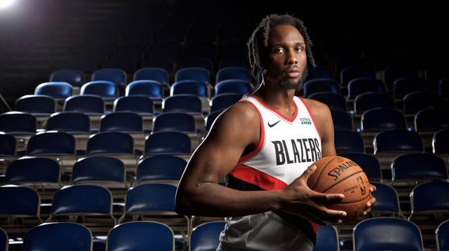 开云体育官网-斯瓦尼根：一位与命运抗争的NBA球员 曾成功减重80斤但死于肥胖症